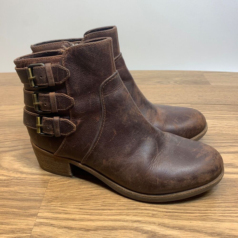 Ugg Australia Boot Volta Chocolate‎ Brown Leather Ankle Biker Boot Size 7  EU 38